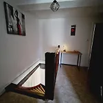 Gitedaval Le Petit Hangy Apartmán *