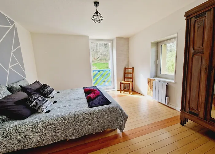 Gitedaval Le Petit Hangy *